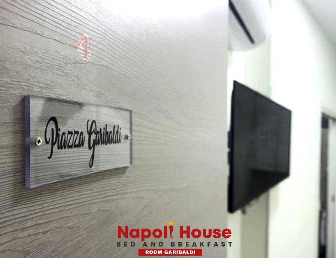 B&B Napoli House Bagian luar foto